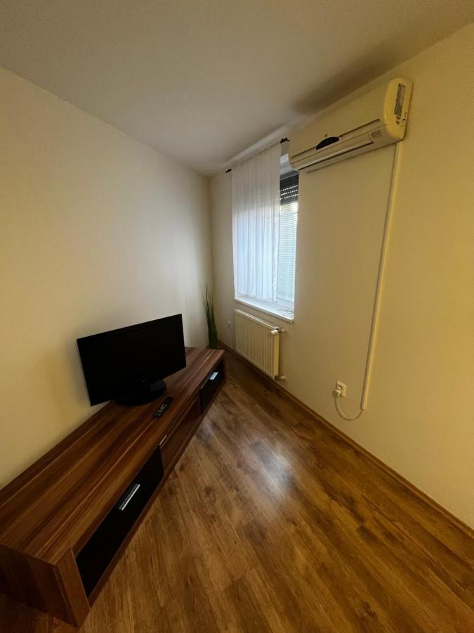Apartman Nico Dunajská Streda Esterno foto